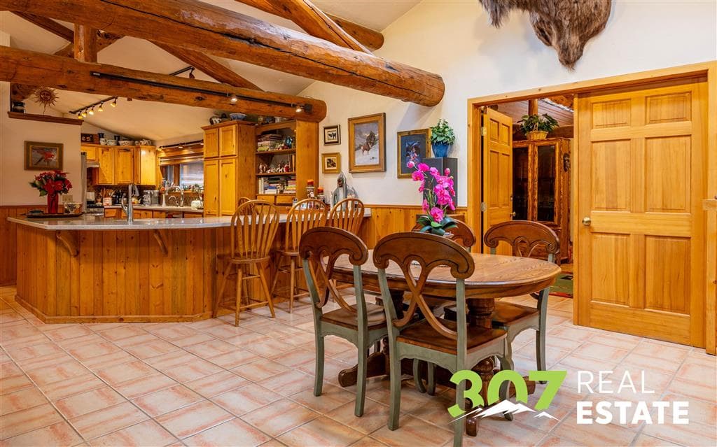 366 Lower Southfork Rd - detail