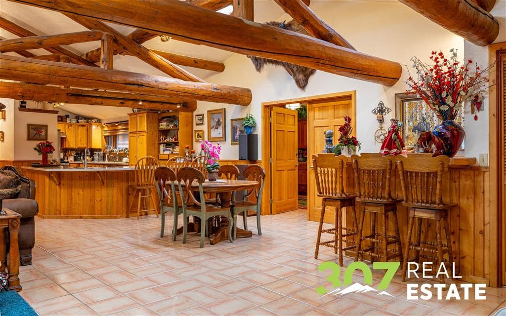 366 Lower Southfork Rd - exterior