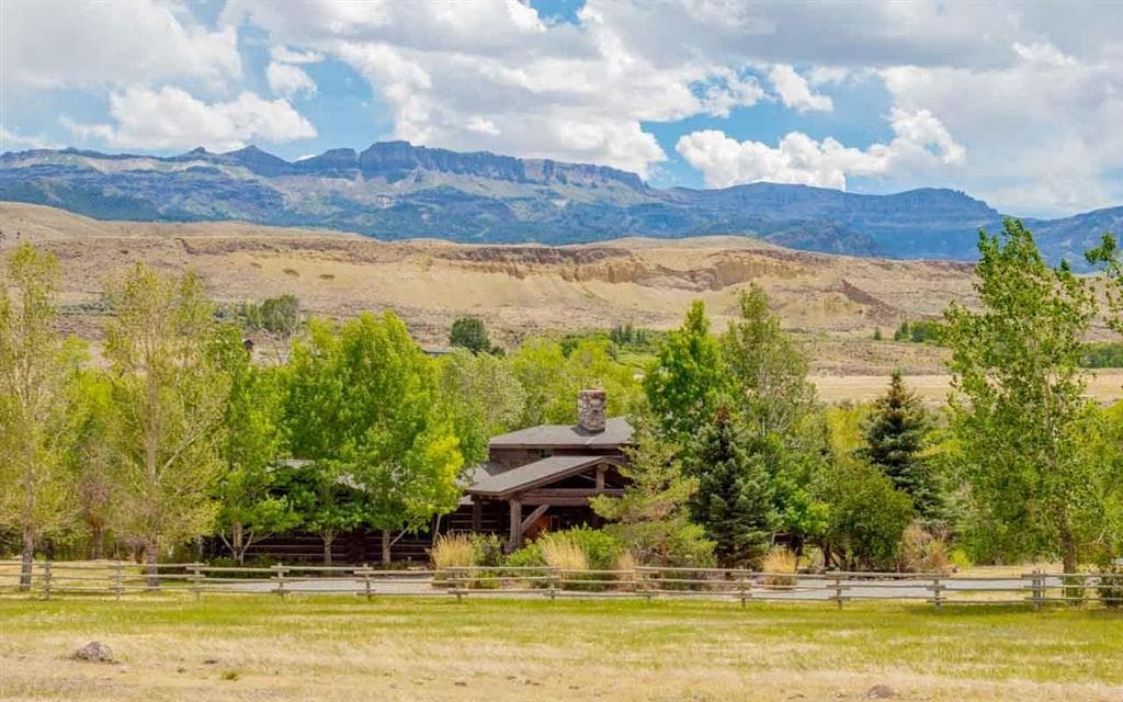 22 Castle Rock Rd - exterior