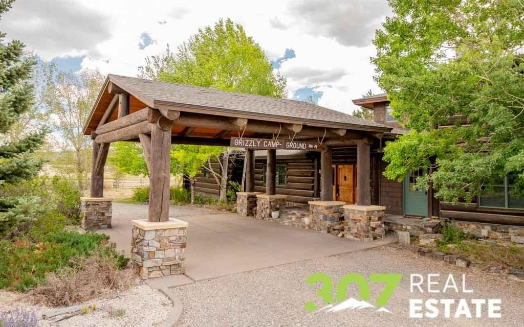 22 Castle Rock Rd - exterior