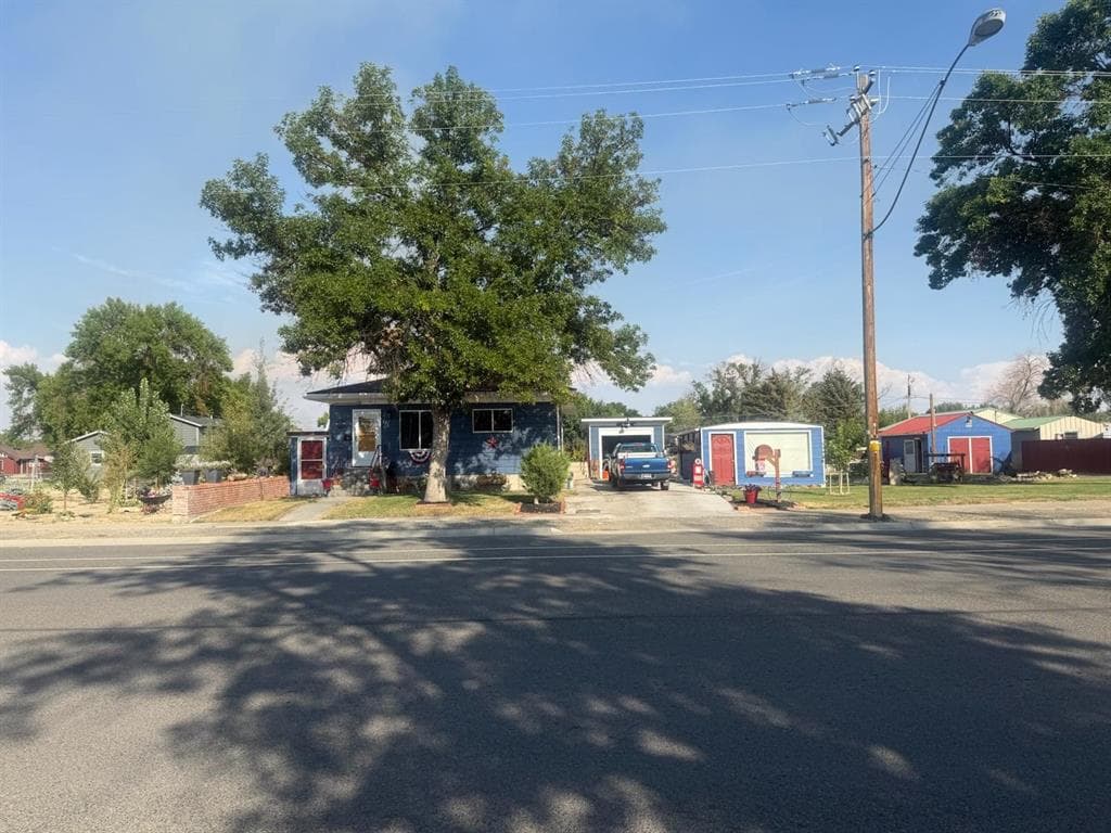 527 Shoshone Ave