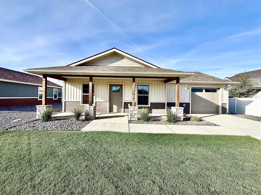 293 Cypress Dr